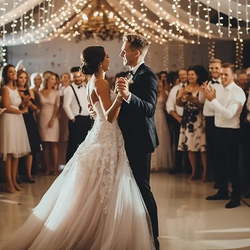 Hochzeit, Brautkleid, Tanz, verheiratetes Paar, Ballsaal