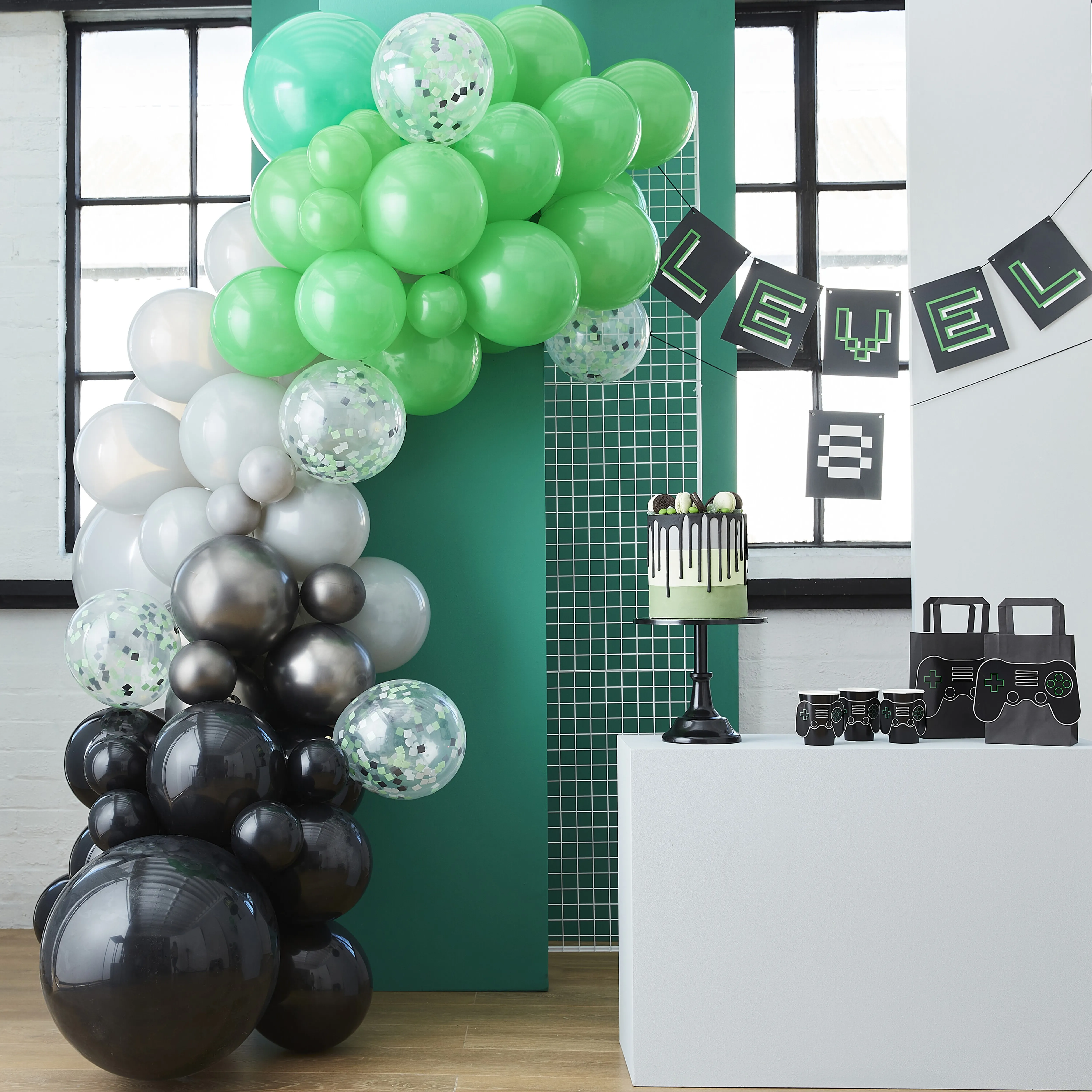 DIY Ballongirlande zum Selberbauen "Gaming Party", Schwarz/Grau/Grün