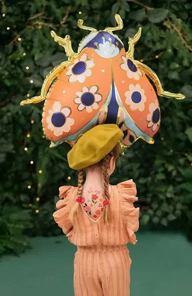 Folienballon Marienkäfer "Flower Power" 61 x 70 cm