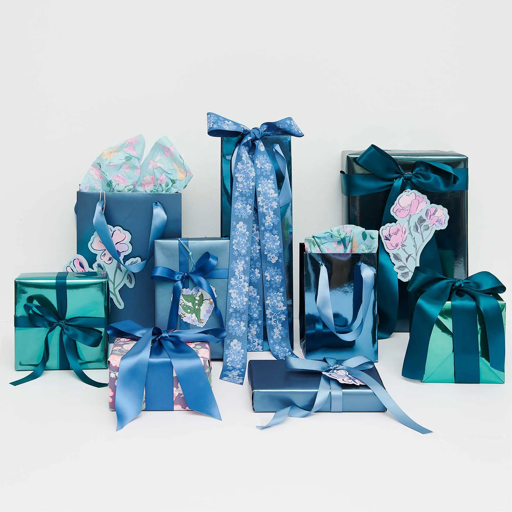 Geschenkpapier auf Rolle, Metallic Blau Matt 2m