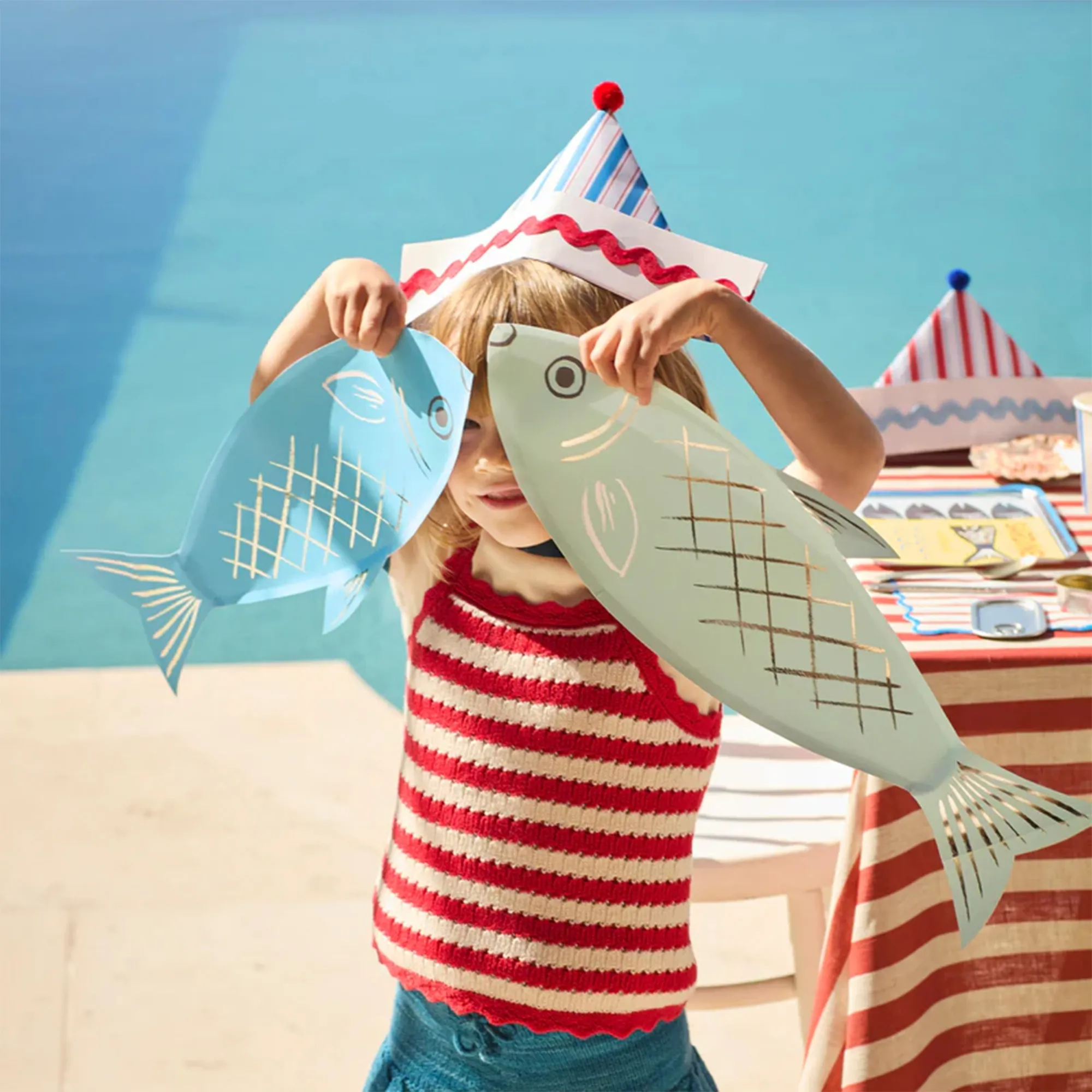 Kinderfisch Bastelset, Papierfisch, Partyhut, Sommerfest, Dekoration