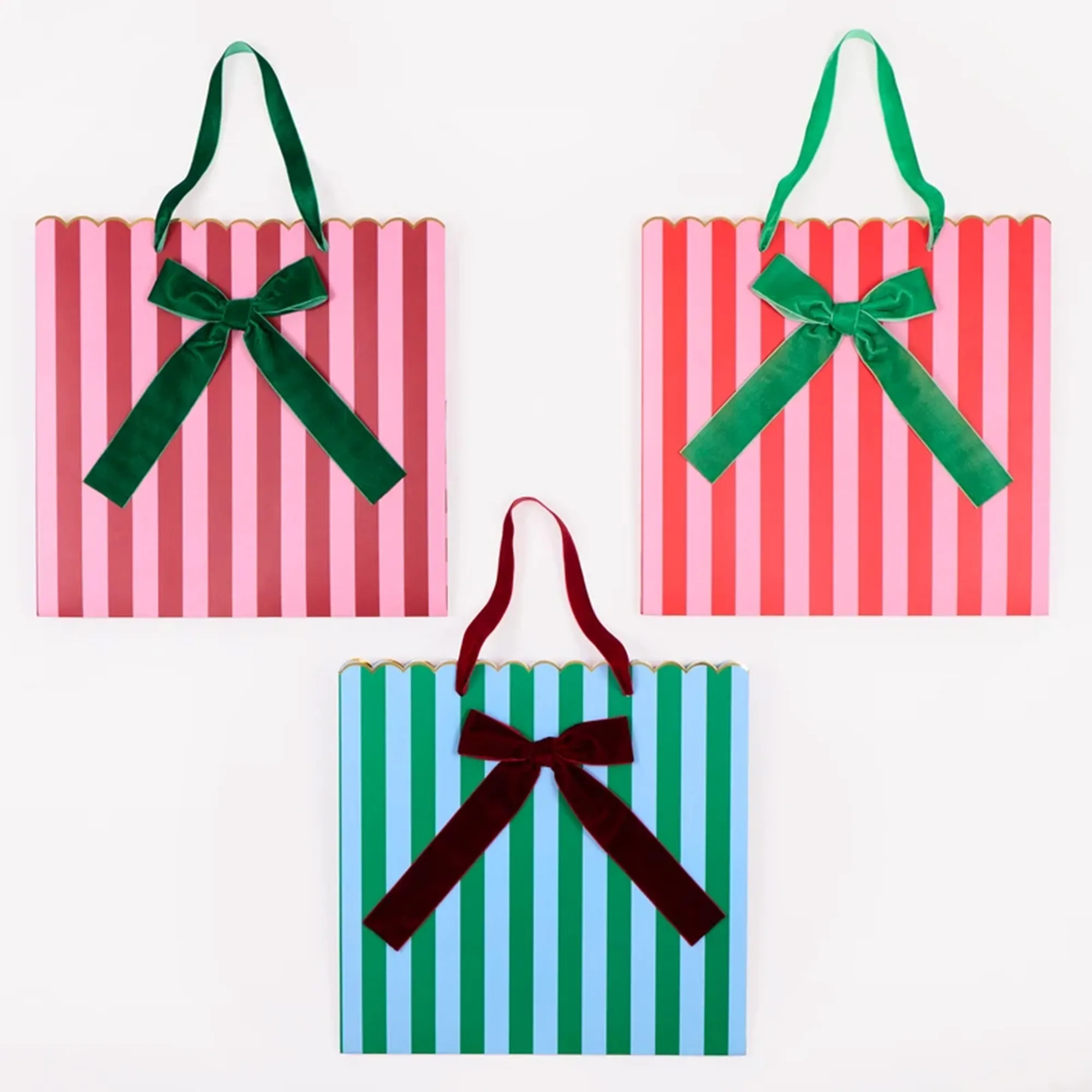 geschenktüte, streifenmuster, bunte tasche, band, grün-rot-blau