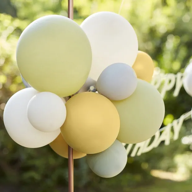 DIY Girlandenset mit Ballons "Happy Birthday"