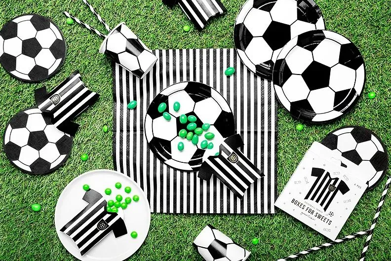 6 Boxen "Fußball Trikot"