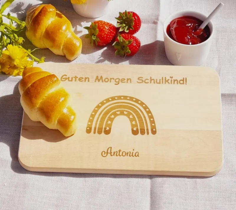Frühstücksbrettchen Guten Morgen Schulkind Regenbogen Herz "Name" 23cm x 15cm x 1cm