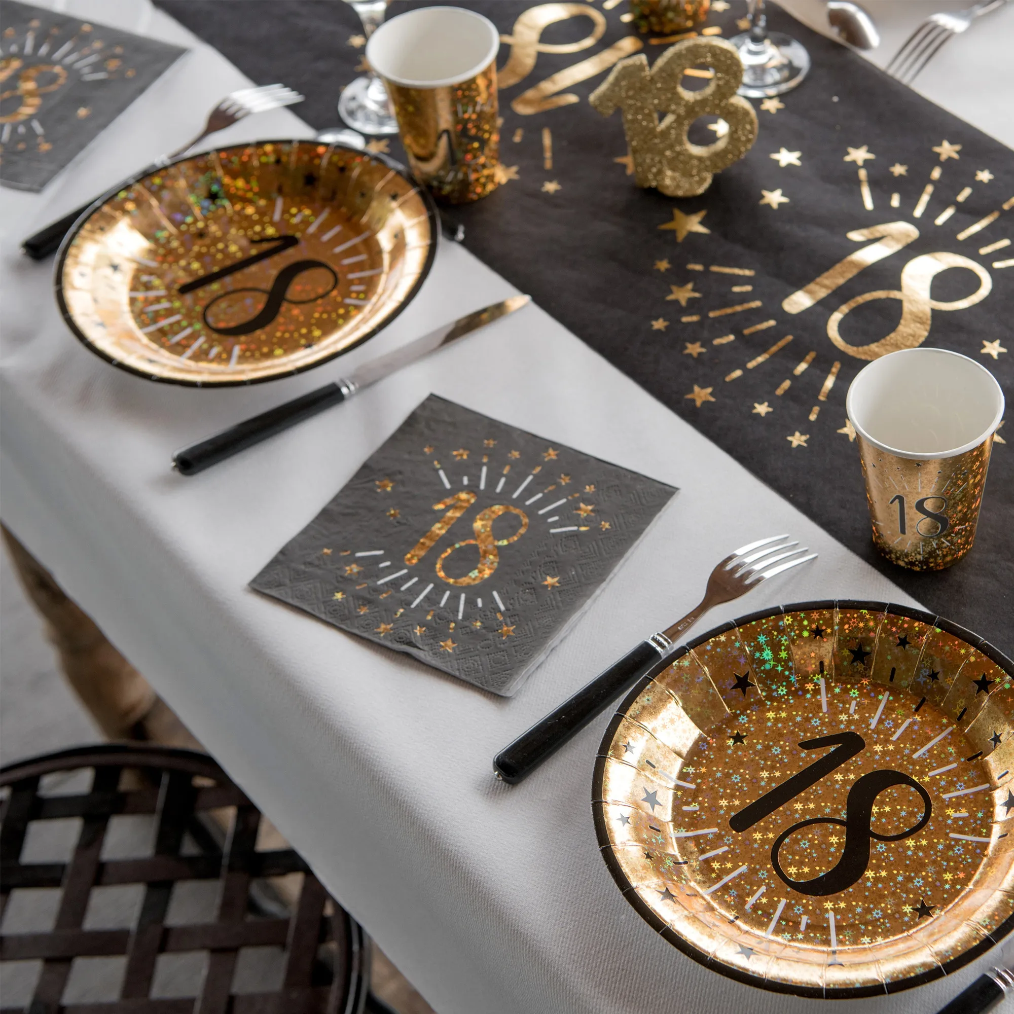 10 Servietten "18. Geburtstag" Schwarz/Gold