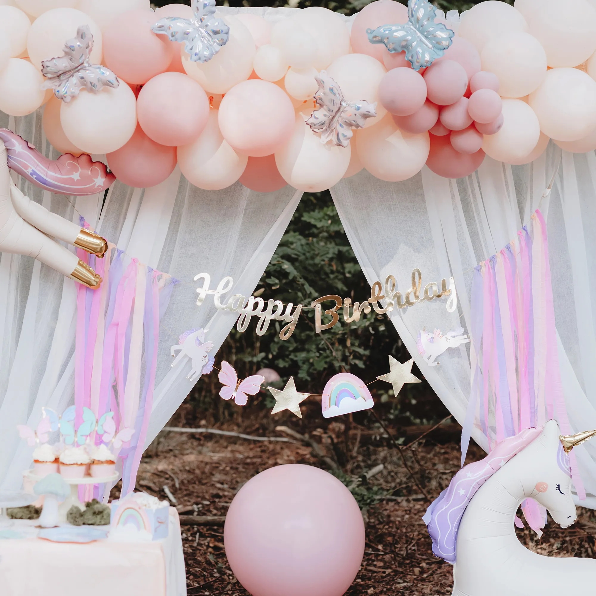 Girlande "Happy Birthday" Einhorn Banner 2,3m