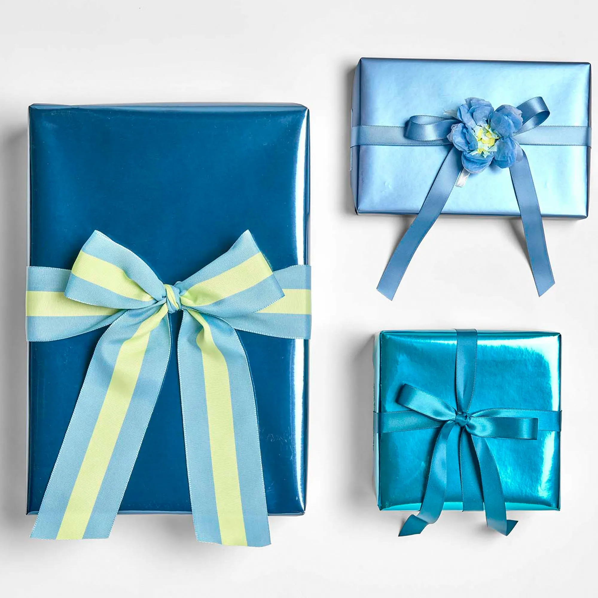 Geschenkpapier auf Rolle, Metallic Blau Matt 2m