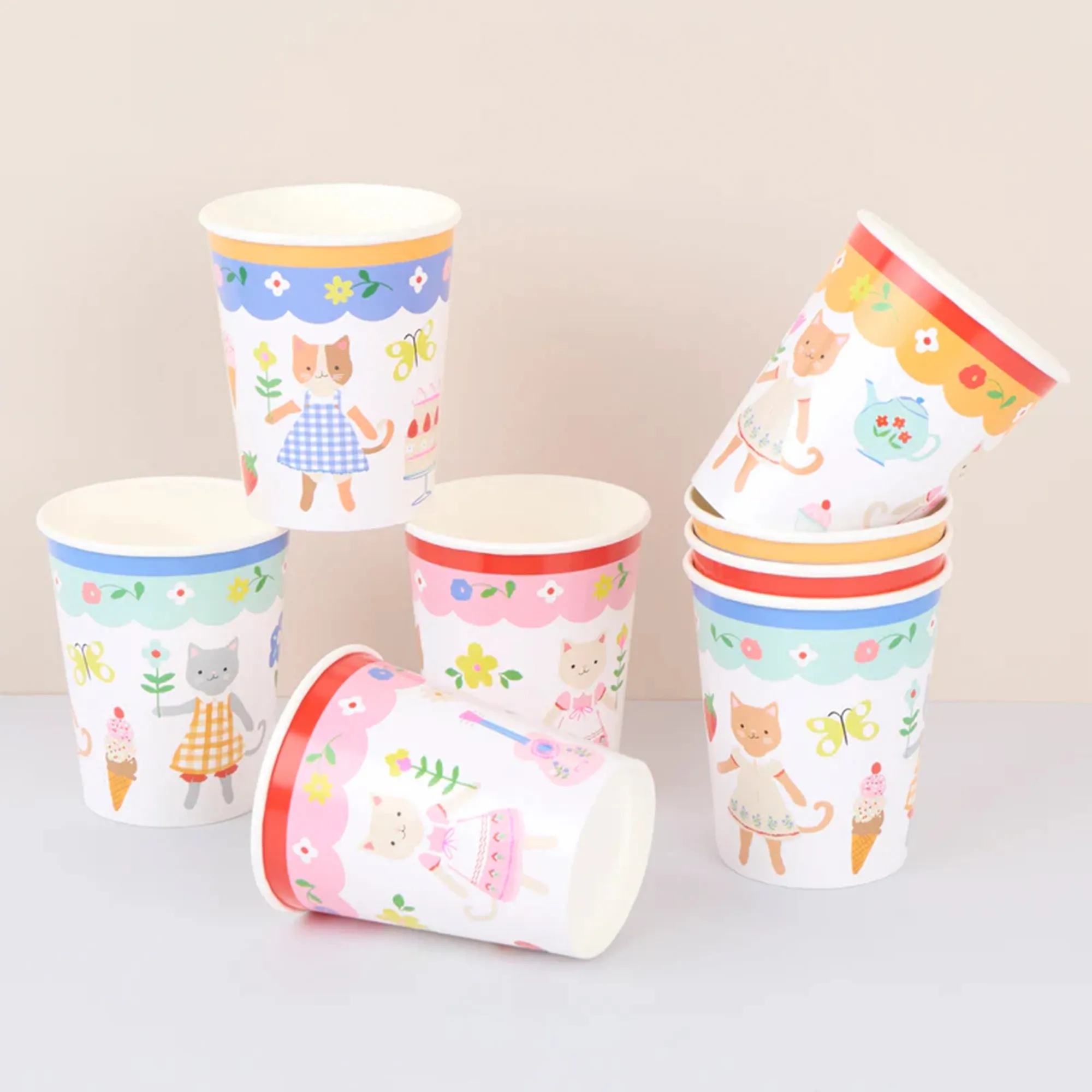 Pappteller, Becher, Kinder-design, Tiermuster, Pastellfarben