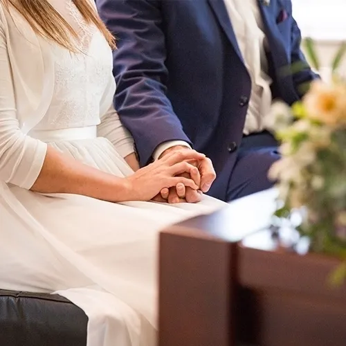Hochzeit, Händchenhalten, Braut, Bräutigam, Kleidung